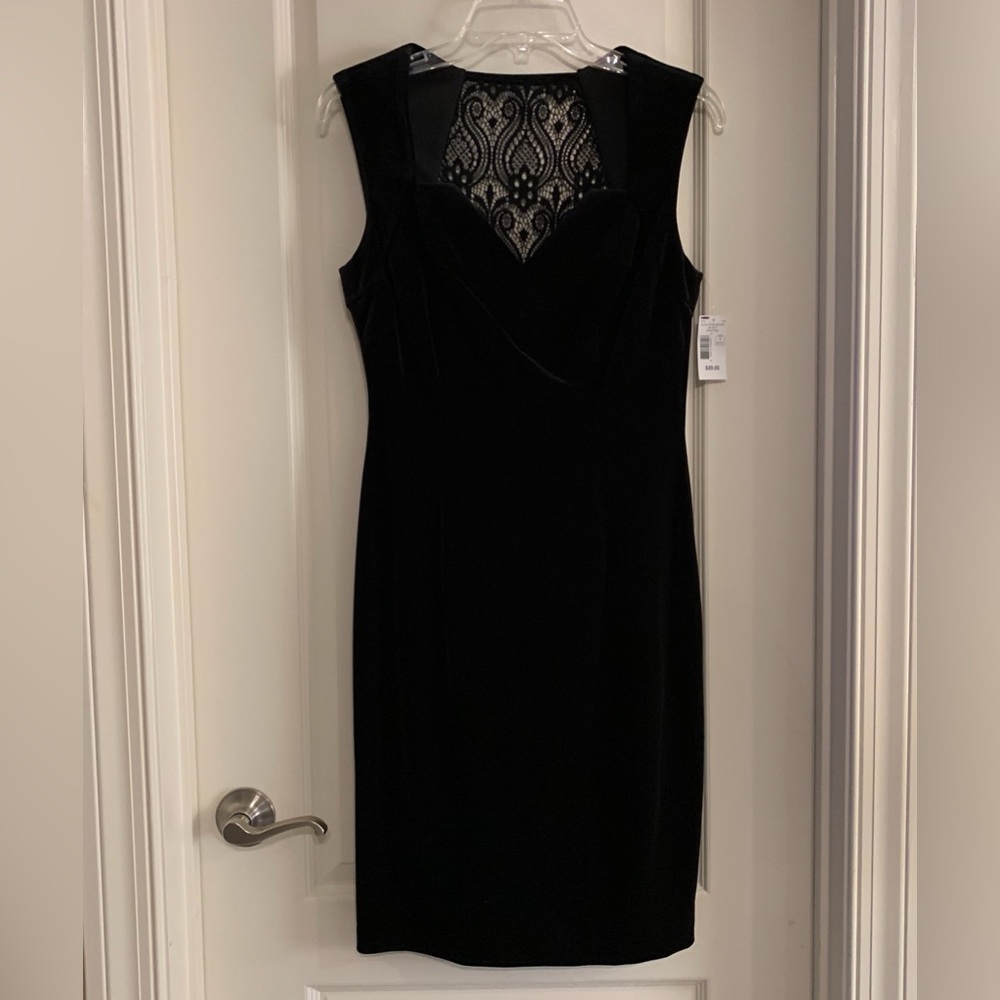 Connected Apparel Black Sleeveless Velour Dress